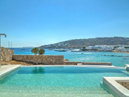 Platis Gialos Villa | Beachfront Mykon Villa