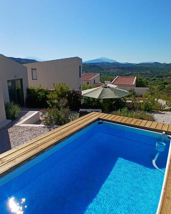 Armenoi Villa | Beautiful 2 bedroom villa with private plunge pool