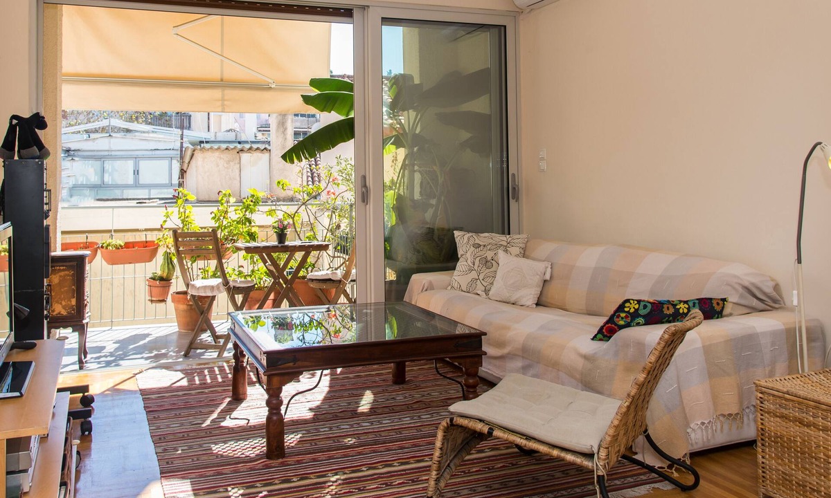 Athens City Centre House | Beautiful apartment viewing Acropolis, at the heart of the historical center