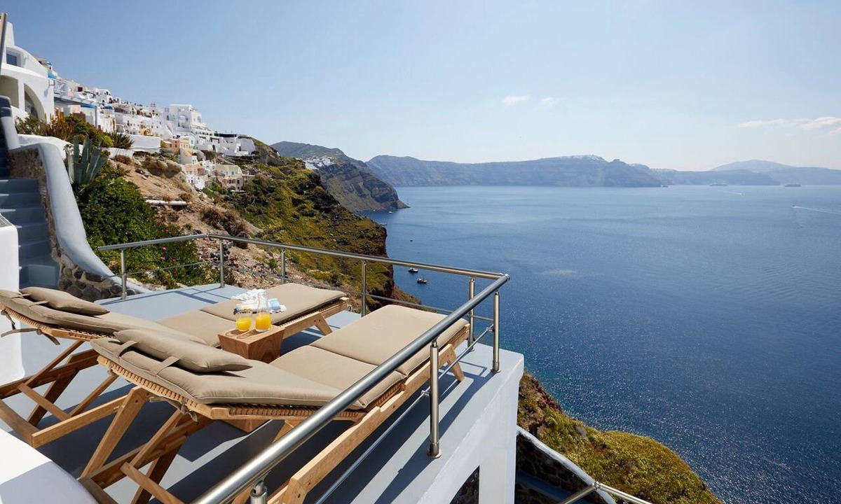 Oia Villa | Caldera Serenity Cave Villa | Oia, Santorini | Breathtaking Caldera Views