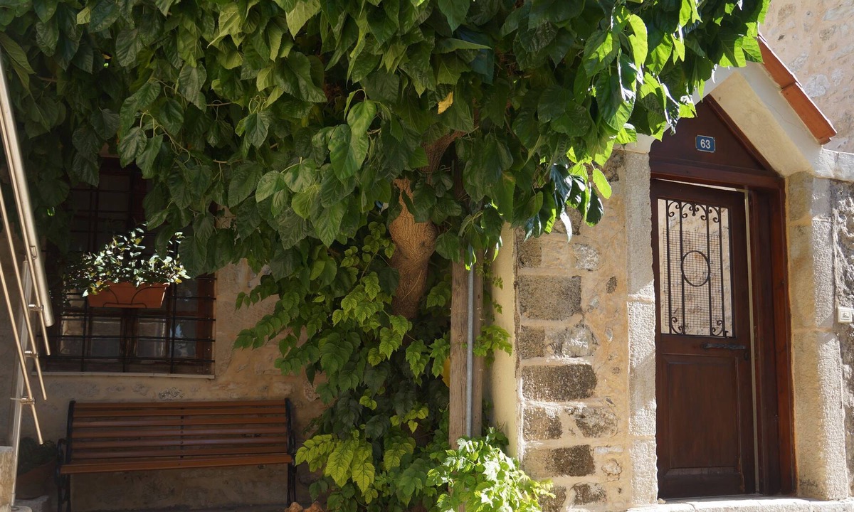 Kerasia House | Casa Benavista - Cretan Holiday Home, Greece