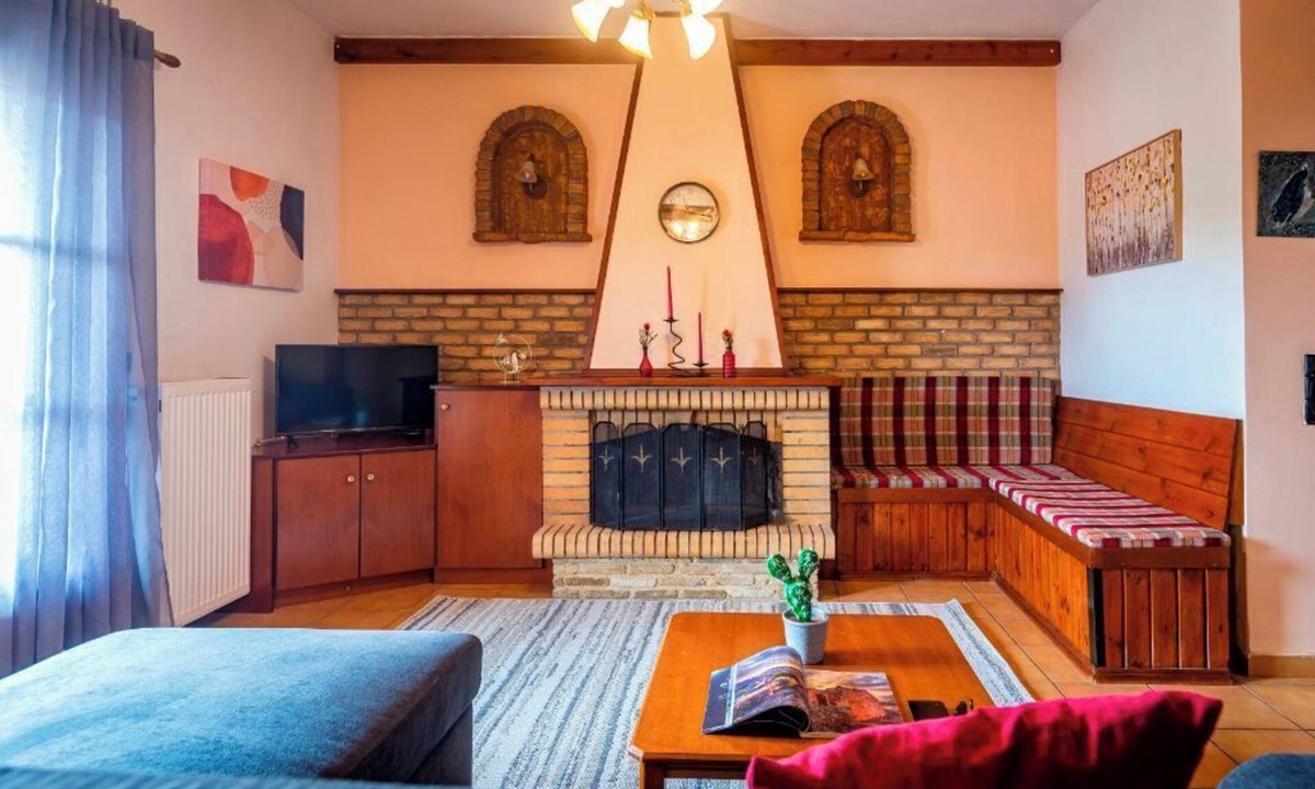 Sinarades Apartment | Casa Corfina - a charming 92 m² first-floor village house