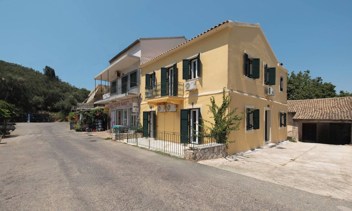 Pelekito House | Casa Tilemachos Perithia is nestled in the lush area of northeast Corfu