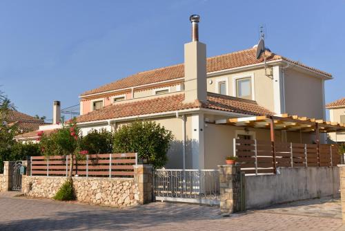 Mazarakata Villa | Castello Villa