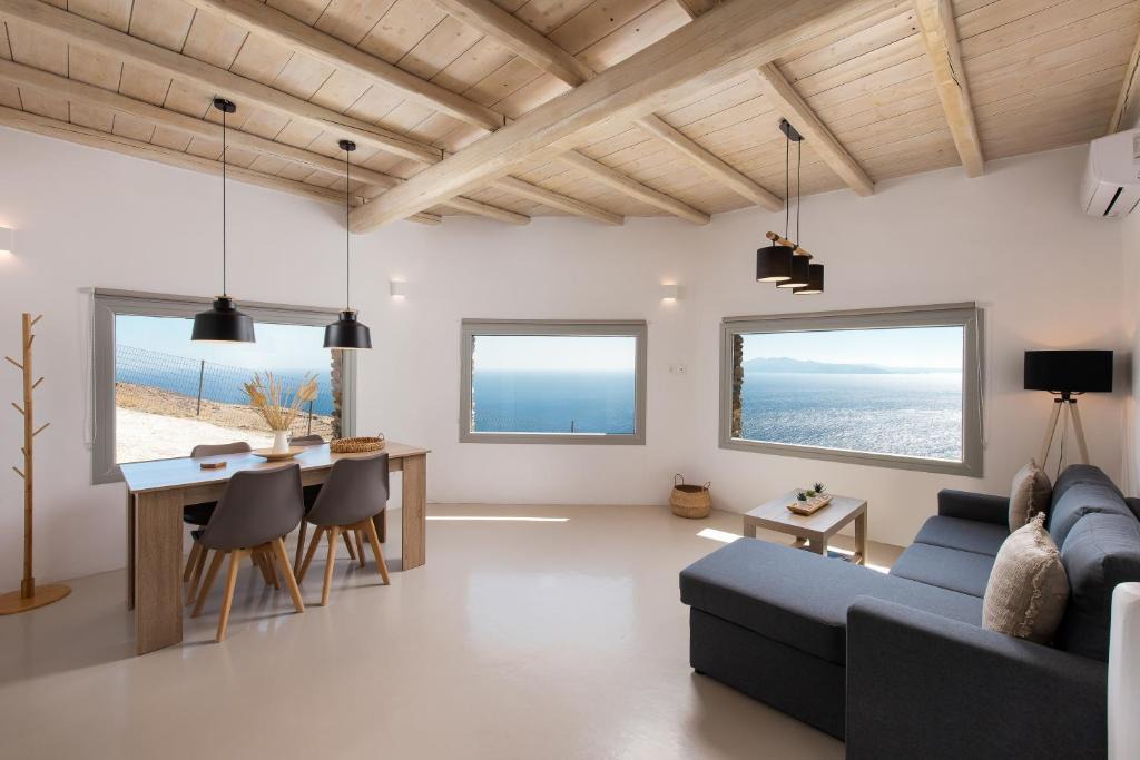 Tinos Villa | Caval Residences