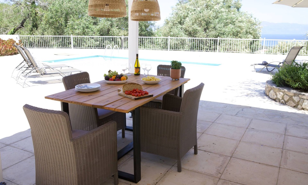 Makratika House | Charming 2-Bed Villa with Private Pool, Garden & Sunning Sunrise Views