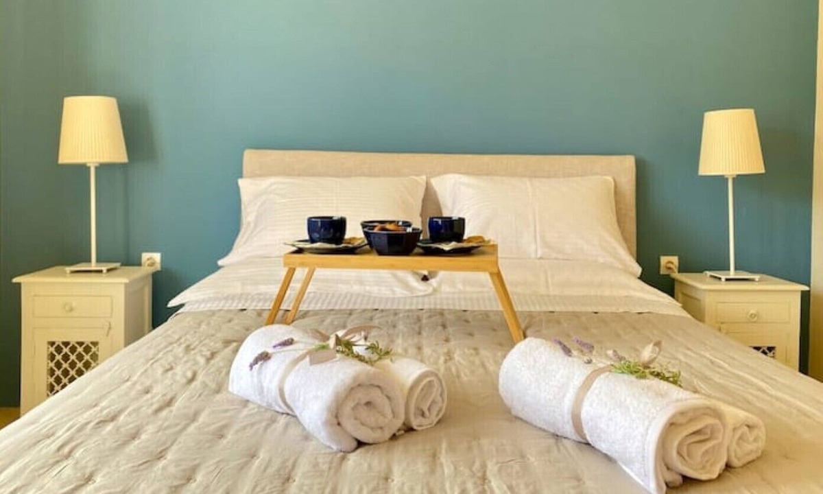 Vourkari House | Charming Vourkari Stone Home 3 - Minutes from Port