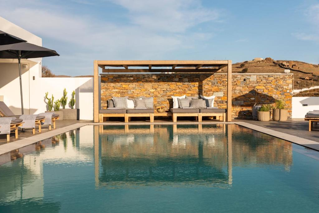 Kithnos Hotel | Chora Kythnos Suites adults only