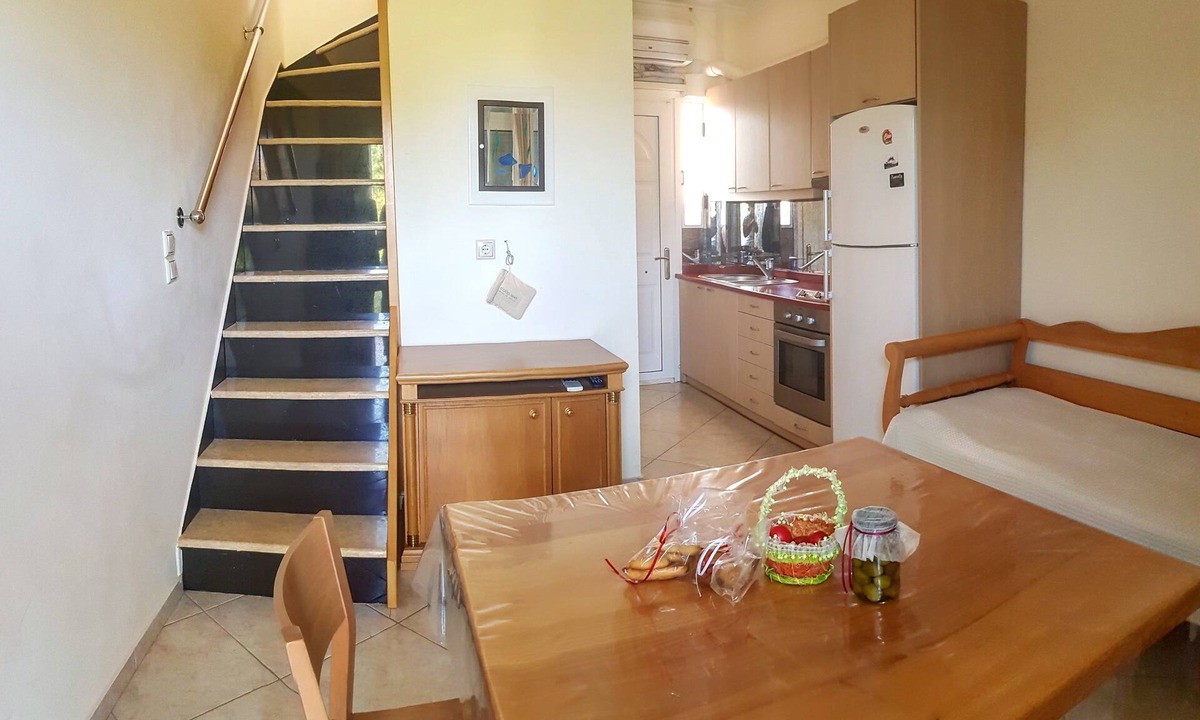 Aigio House | Christopoulos Villas