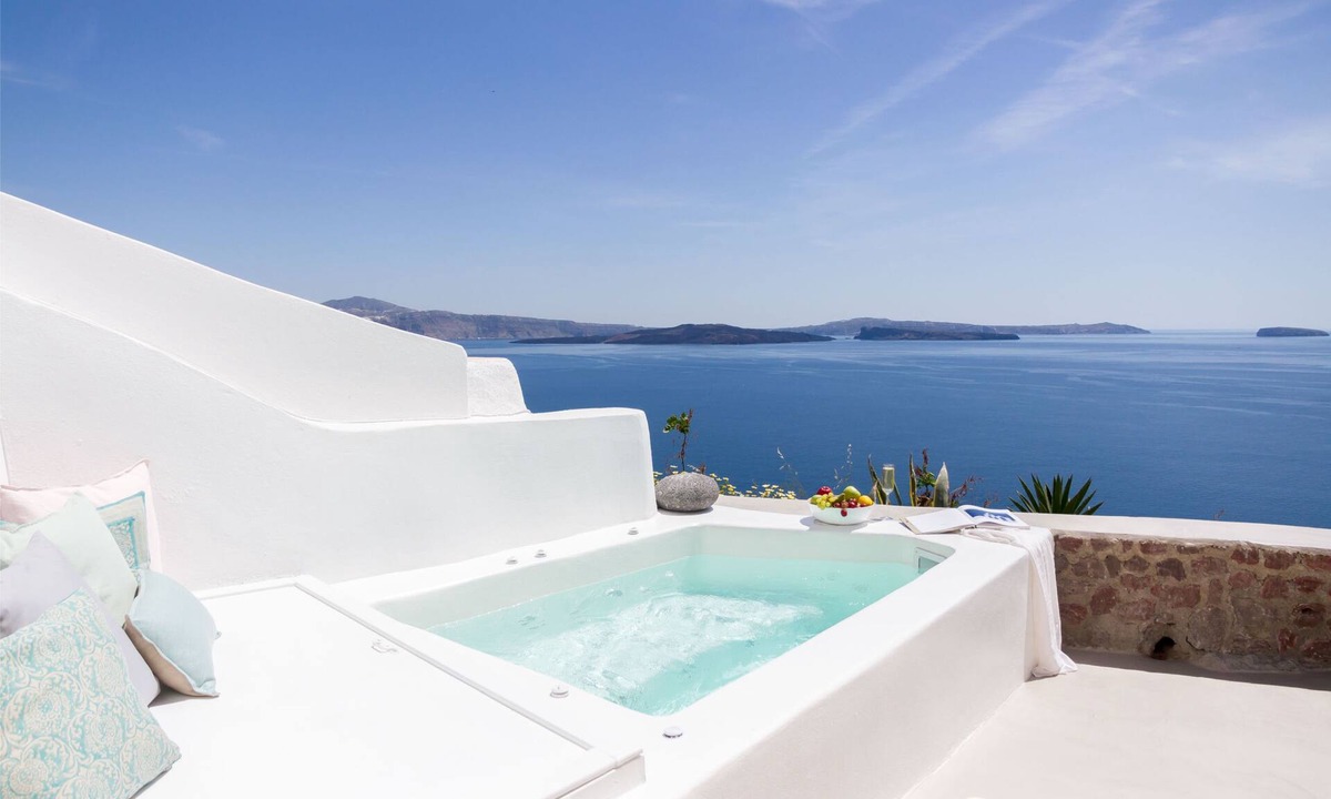 Oia House | Cleo's Dream Villa