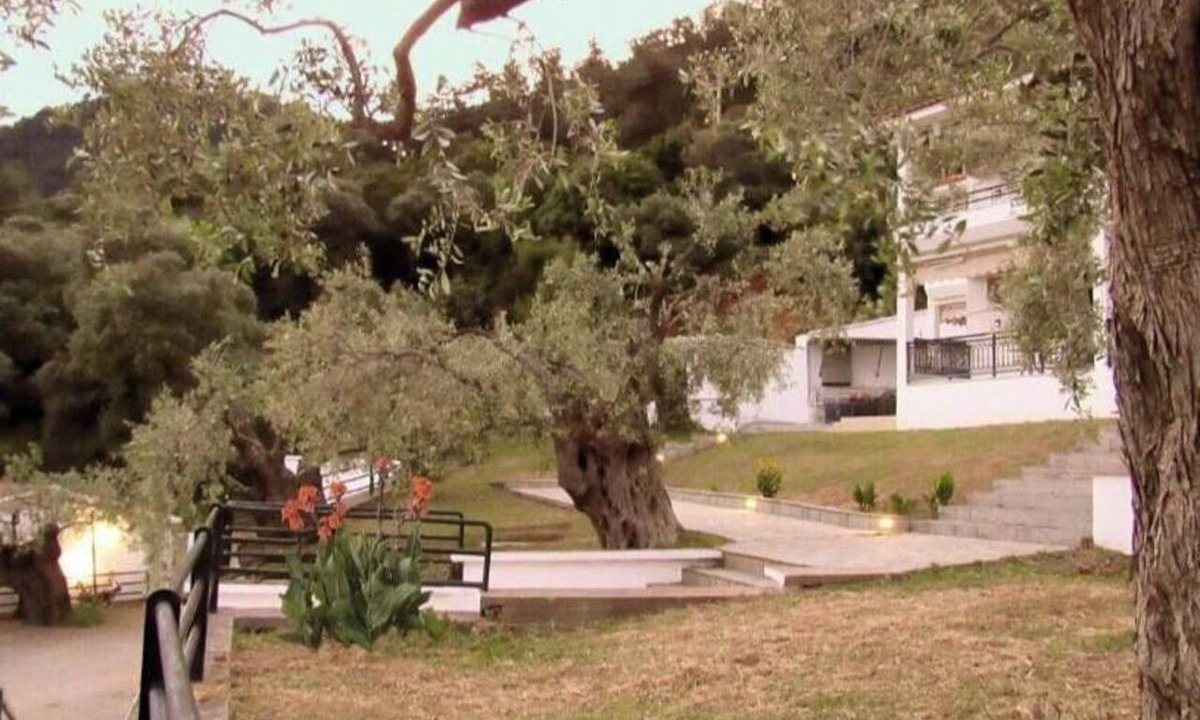 Golden Beach Apartment | Comfortable stay at Chrysi Ammoudia - Sea & Nature view