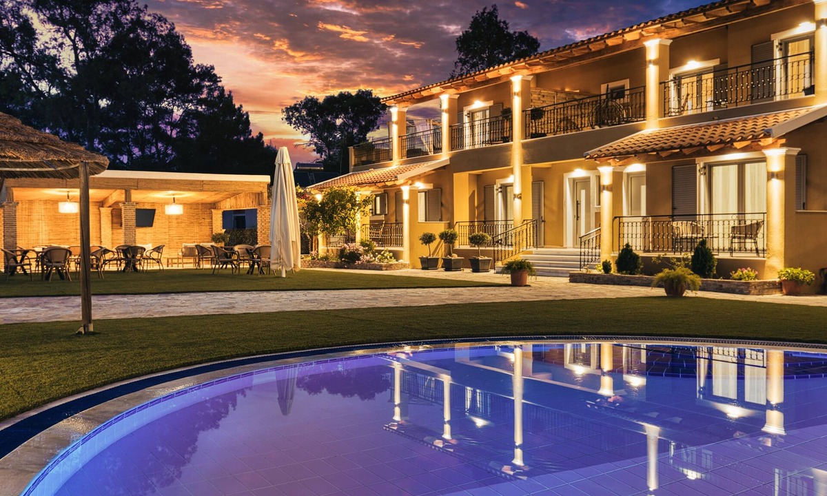 Kavos Apartment | Comissa Luxury Suites