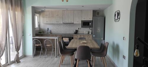 Liapades Apartment | Corfu Sunset family apartment