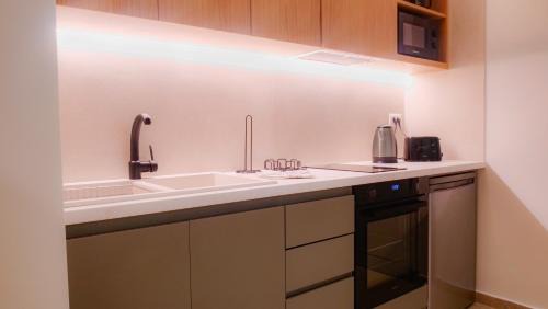 Vassiliki Apartment | Cosmos Residences