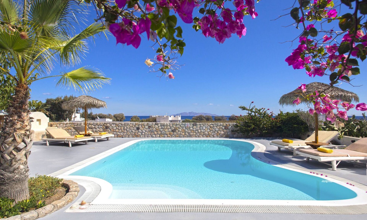 Agia Paraskevi House | DAPHNE - Sunny villa with private Pool and Sea view