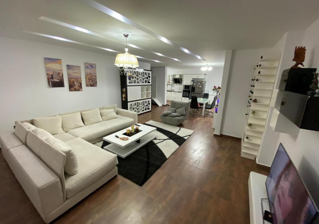 Kashar Apartment | DeaRoi penthouse