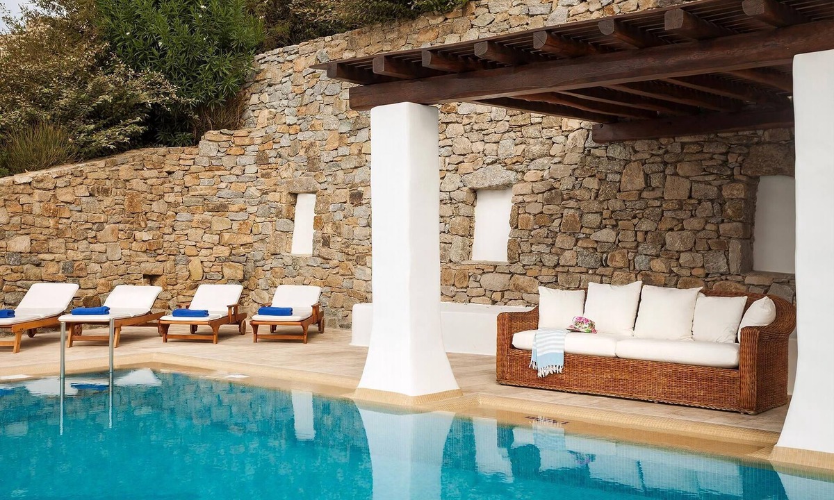 Paraga Villa | Deluxe Mykonos Villa | Villa Ulmo Deus II | Private Pool | 3 Bedrooms | Waterfront | Agios Lazaros