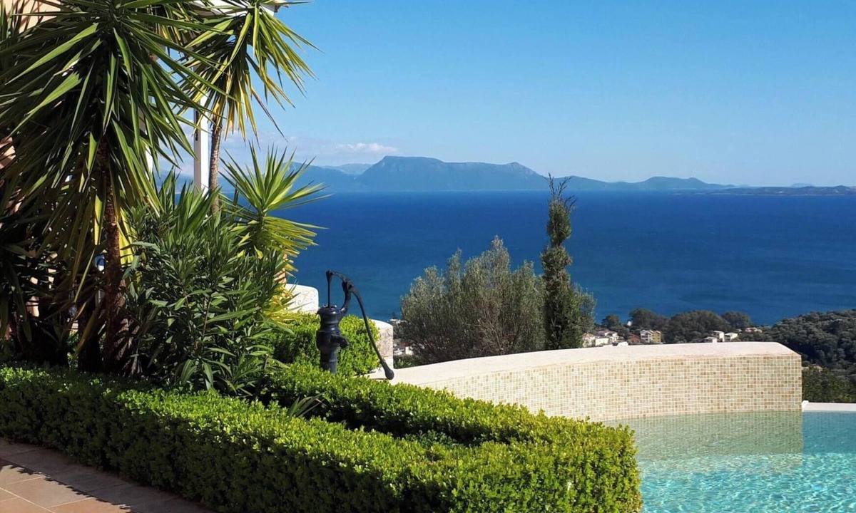 Katouna House | Die Drei Grazien, luxuriöse Villa mit eigenem Pool by Interhome