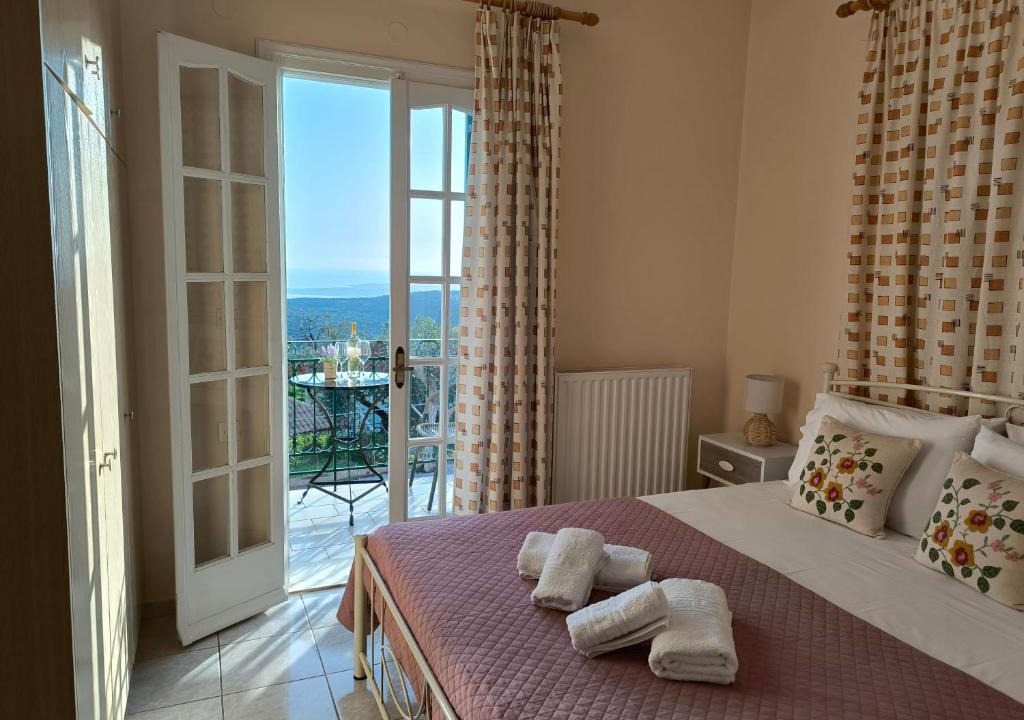 Argostoli Apartment | Dimitra's Comfort Apartment