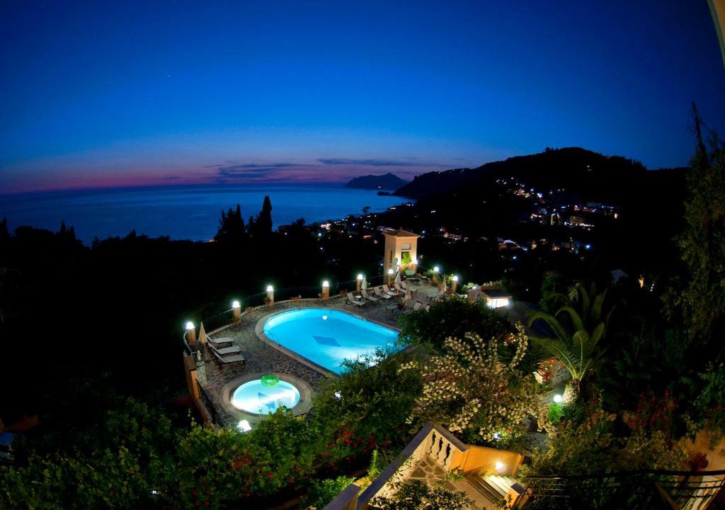 Agios Gordios Resort | Dina's Paradise