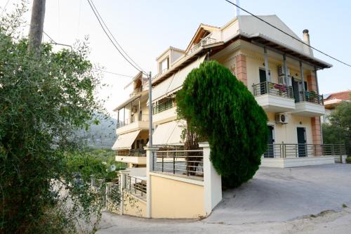 Vassiliki Apartment | Dinos Apartments