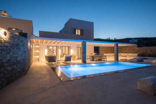 Antiparos Villa | Dreamy 5 BDR Antiparos pool villa