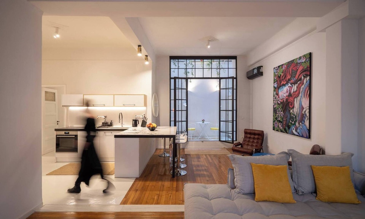 Psirri Apartment | Ebullience - Stylish & Chic Athens Apartment