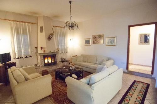 Elati House | Elati Electra's Cozy House