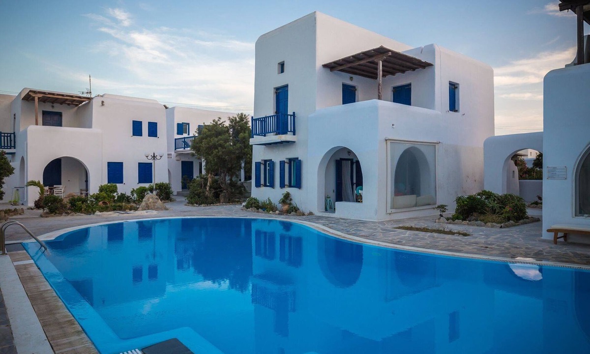 Mykonos Town Villa | Elegant Mykonos Villa | Villa Joie | Swimming Pool | 3 Bedrooms