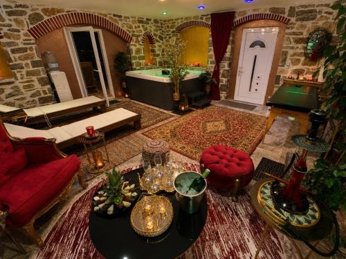 Krinidhes Villa | Eleni De Lux - Indoor Jacuzzi Residence in Lydia