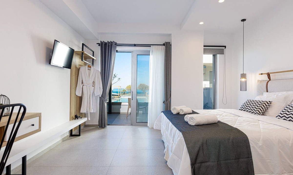 Stavromenos Hotel | Eleven Boutique Suites