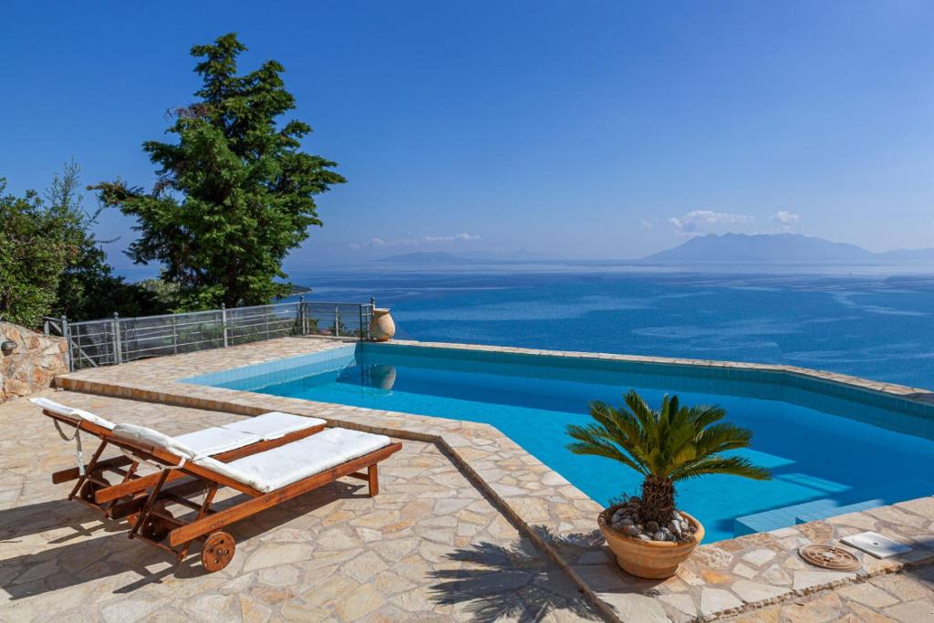 Melissopetra Villa | Epidavros Land villa Antigoni