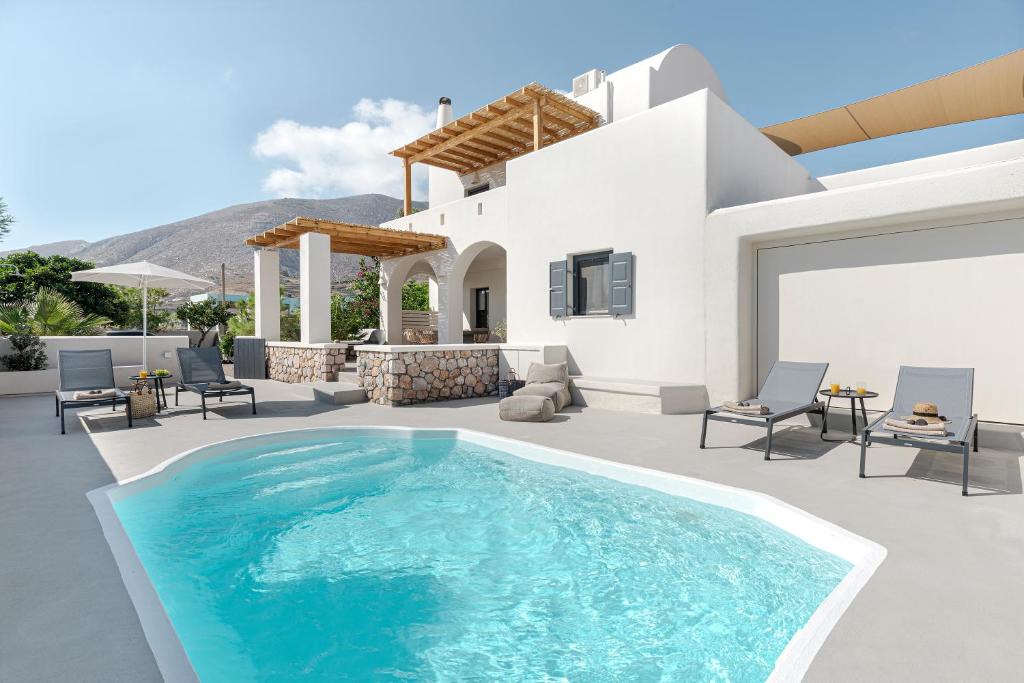 Kamari Villa | Escape View Villa with private pool by Caldera Houses