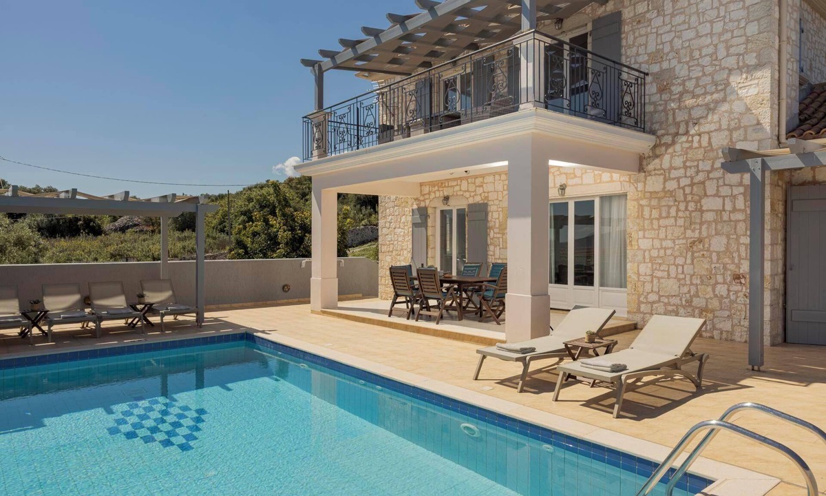 Katsarata Villa | Evanthia - Three Bedroom Villa, Sleeps 6