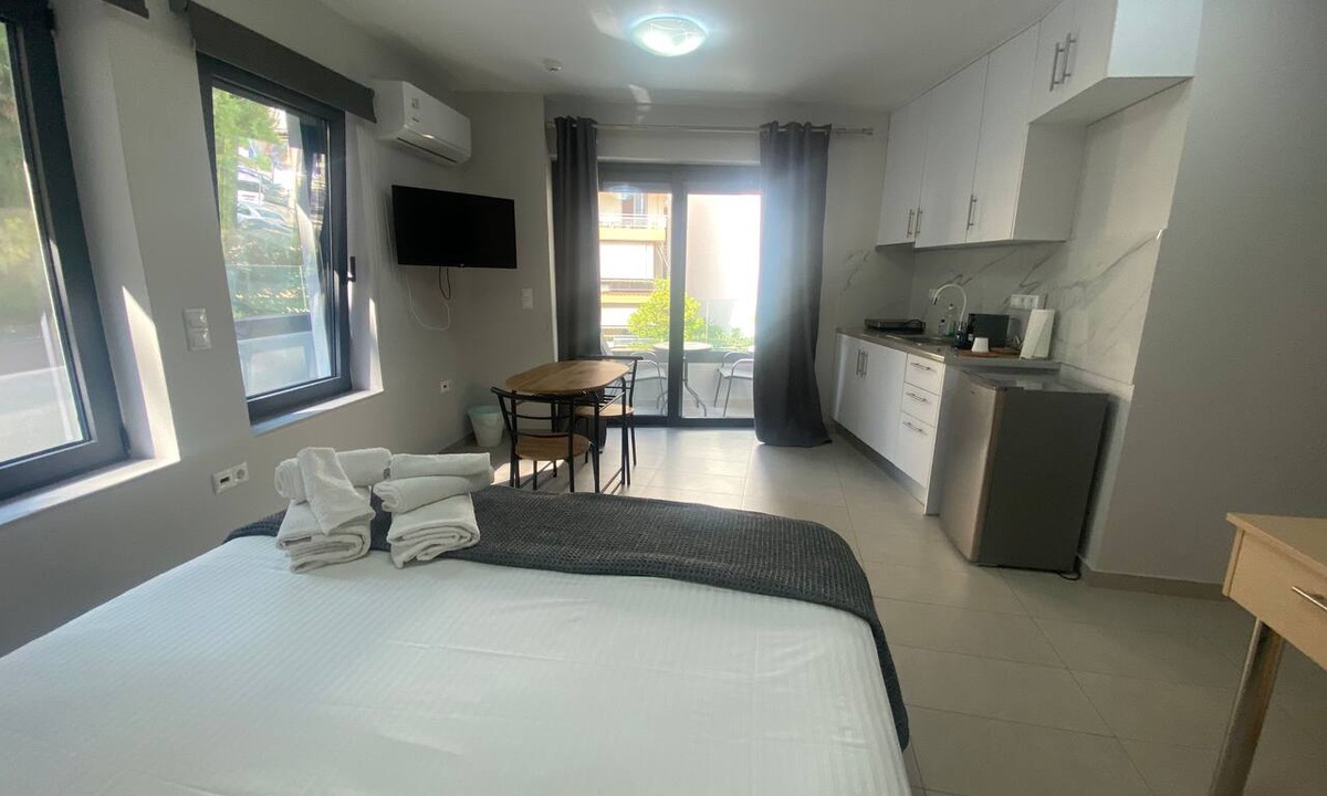Galatsi Apartment | Feels Like Home