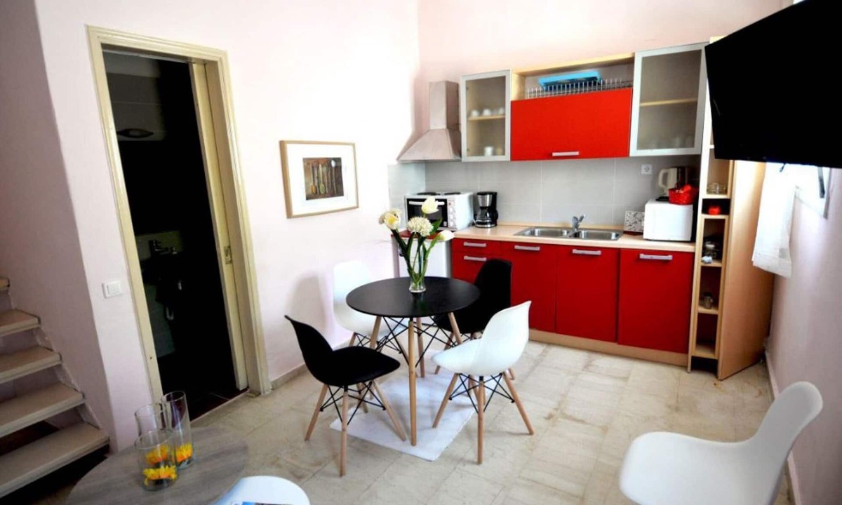 Lakka House | Flora Maisonettes 2 Walk to Beach A C Wifi Car Not Required