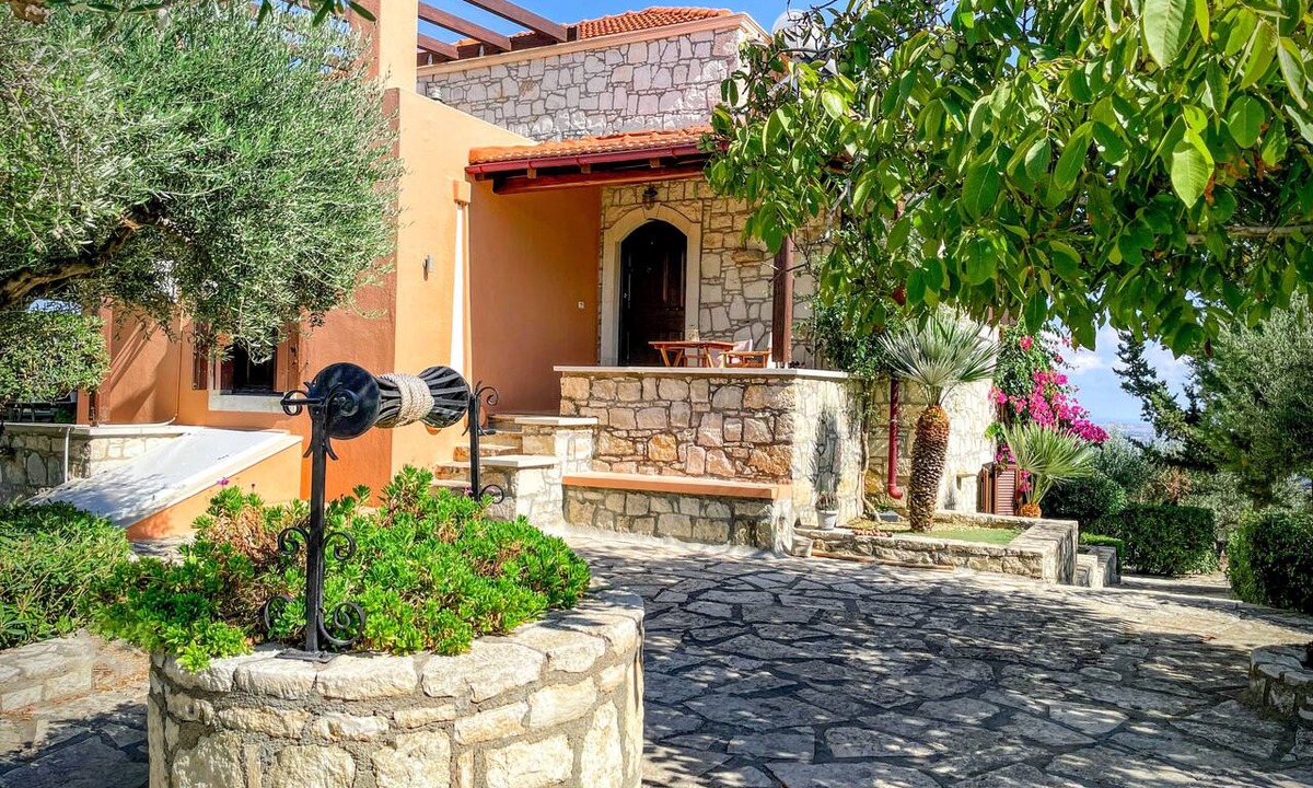 Kounavi Villa | Fyllosia Villa by Cretan Retreat: Private Panoramic Sea & Mountain Views