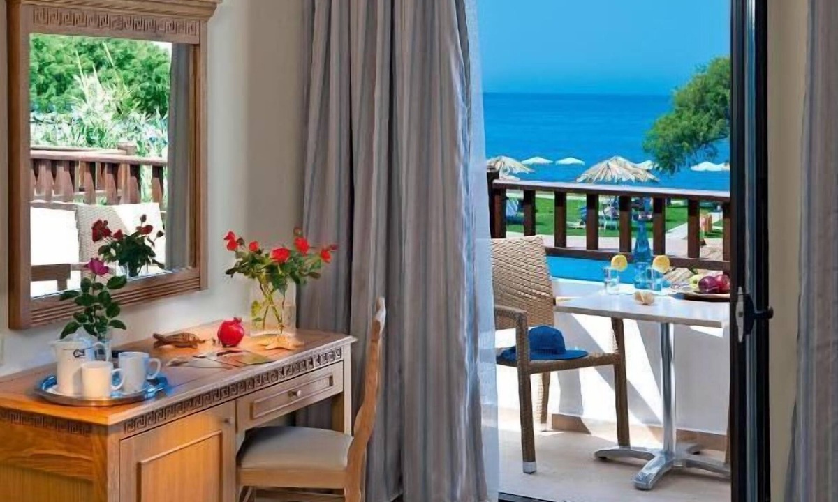 Platanias Town Hotel | Geraniotis Beach