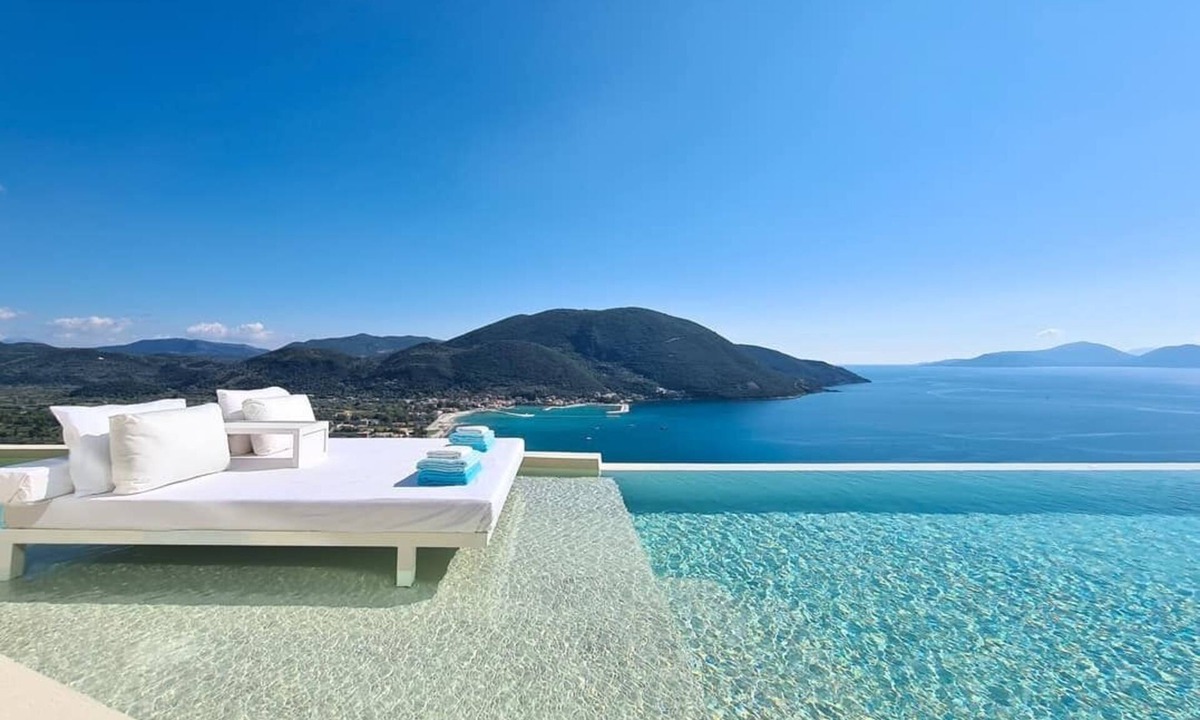 Evgiros Villa | Get a 10%-25% discount ,Independent Villa With Private Pool