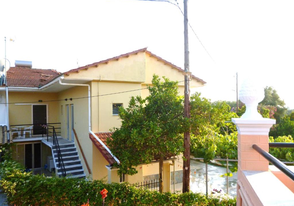 Agios Georgios Pagon Apartment | Giannis