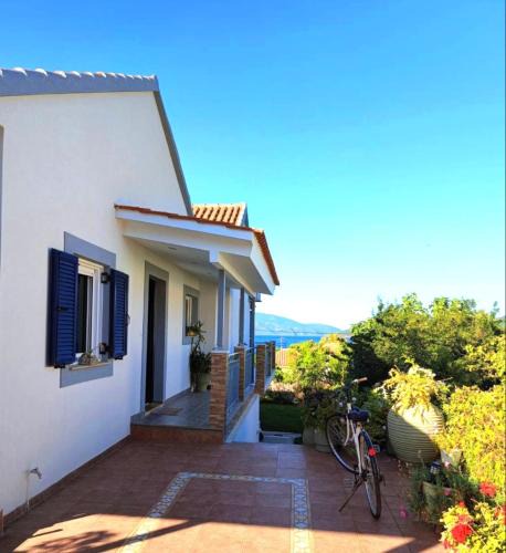Karavomylos Apartment | Giota's apartment 100m fro the beach