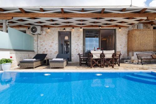 Tsoukaladhes Villa | Goudis Suite Iro