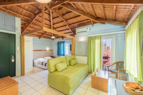 Mytilene Apartment | Heliotrope The Studios