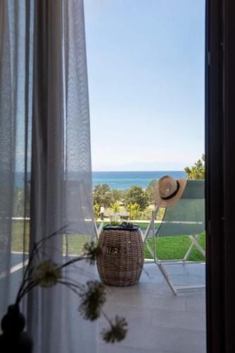 Nea Iraklia Apartment | Heraclea Luxury Suites