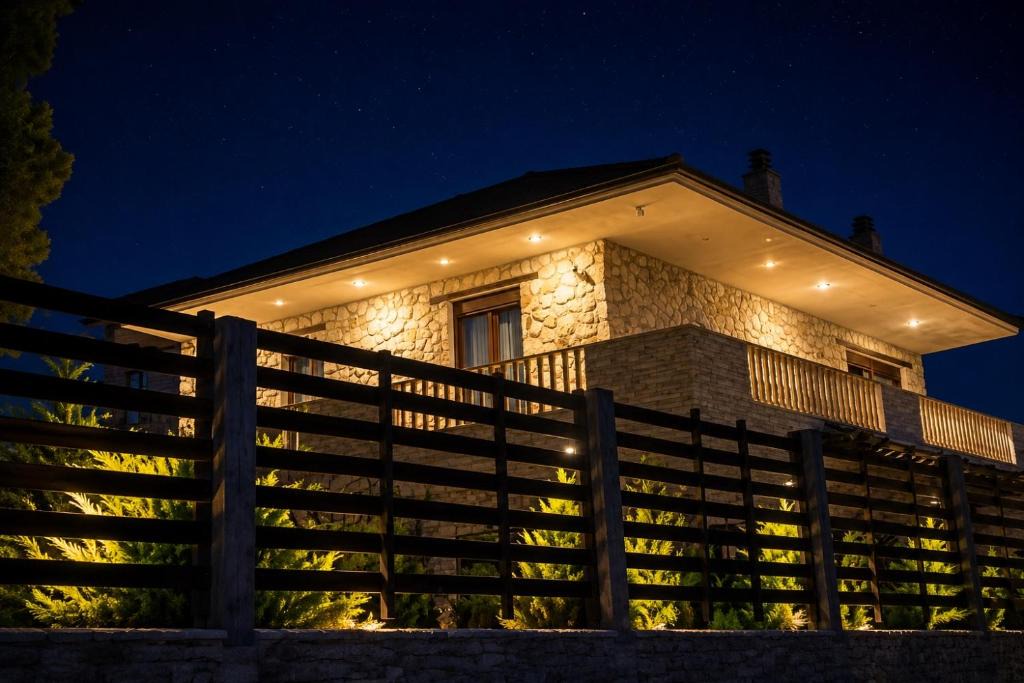 Nea Iraklia Villa | Heraklia villa sea view pool & jacuzzi