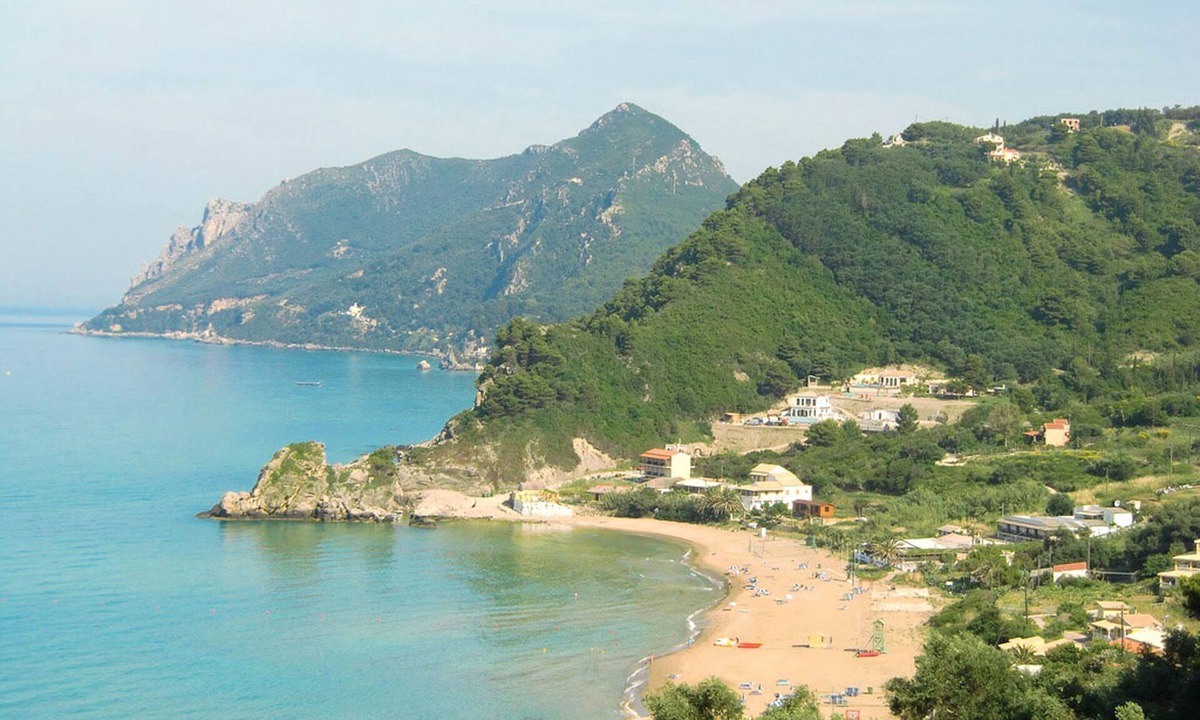 Parelia Villa | Holiday Apartments Perfect for a Family - Pelekas Beach