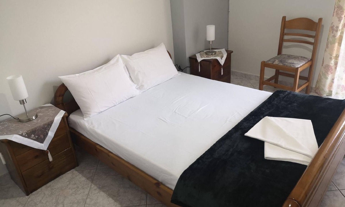 Akrogialion Apartment | Holiday flat with view on the water