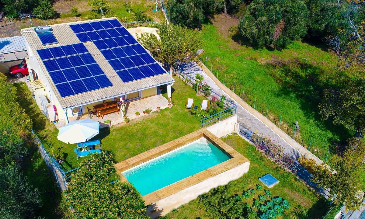 Sidari House | Holiday house Agios Georgios for 1 - 10 persons with 3 bedrooms - Holiday home