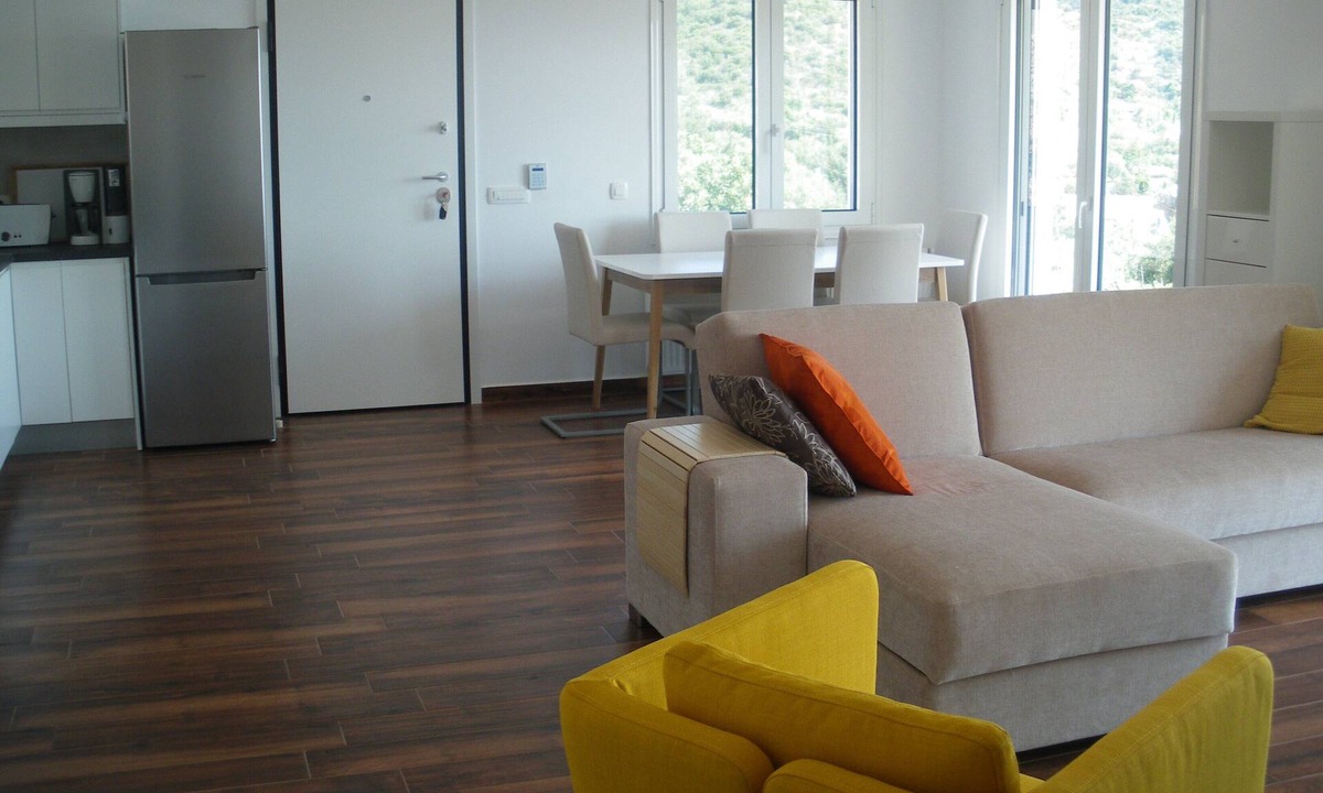 Livadi House | Holiday house for up to 6 people with fantastic sea views