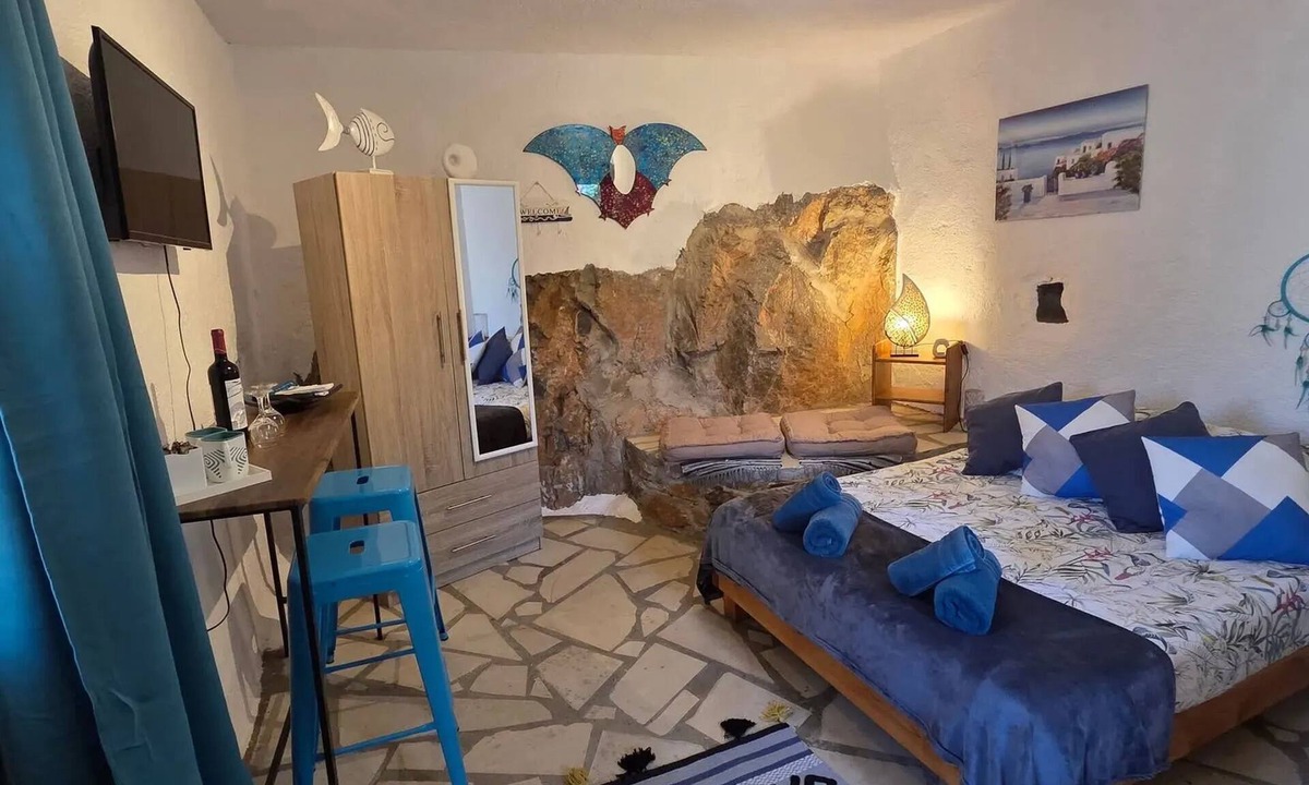 Kounelion Apartment | Homerez - Studio in Nikithianos, Crete